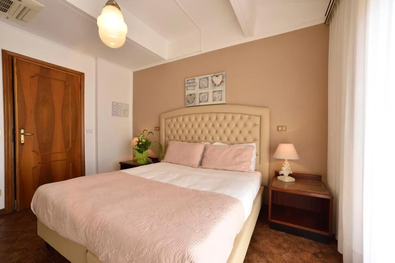 Hotel Bergamo Mare Mhotelsgroup San Bartolomeo Al Mare